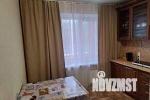 1-к квартира, посуточно, 40м2, 2/10 этаж