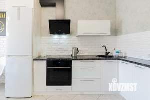1-к квартира, посуточно, 45м2, 1/1 этаж
