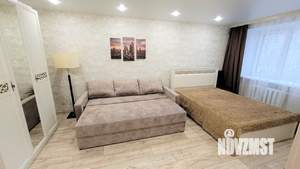 1-к квартира, посуточно, 38м2, 3/5 этаж