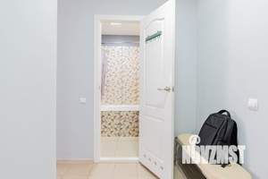 1-к квартира, посуточно, 53м2, 1/1 этаж