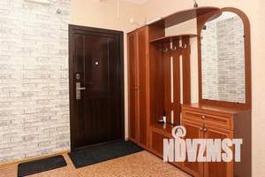 1-к квартира, посуточно, 35м2, 7/17 этаж