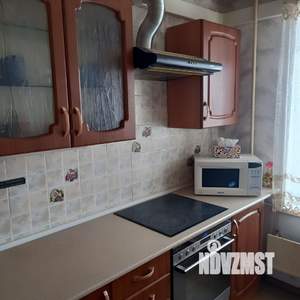 3-к квартира, на длительный срок, 64м2, 3/6 этаж