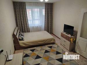 1-к квартира, посуточно, 40м2, 10/17 этаж