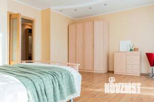 2-к квартира, посуточно, 65м2, 1/1 этаж