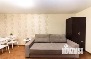 1-к квартира, посуточно, 49м2, 4/10 этаж