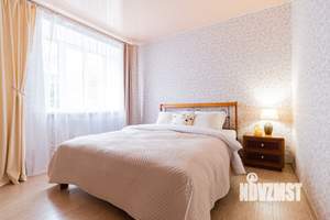 2-к квартира, посуточно, 65м2, 1/10 этаж