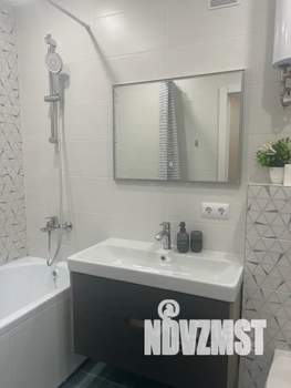 Студия квартира, посуточно, 30м2, 10/19 этаж