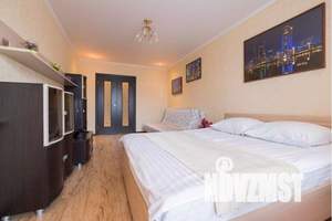 1-к квартира, посуточно, 42м2, 6/9 этаж