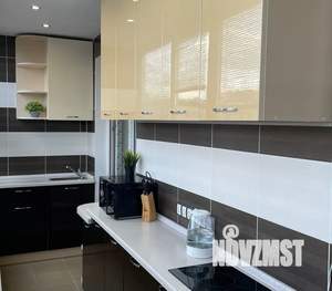 1-к квартира, посуточно, 38м2, 4/10 этаж