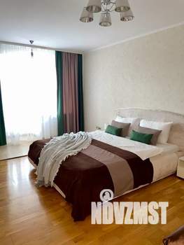1-к квартира, посуточно, 44м2, 8/10 этаж