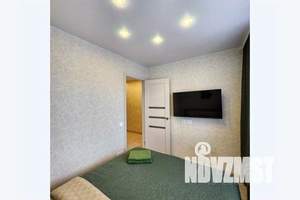 2-к квартира, посуточно, 40м2, 4/5 этаж