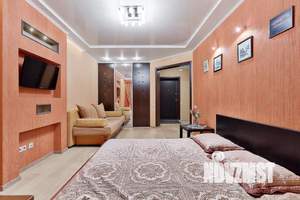 1-к квартира, посуточно, 42м2, 4/10 этаж