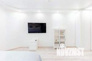 1-к квартира, посуточно, 40м2, 4/9 этаж