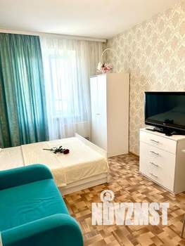 Студия квартира, посуточно, 30м2, 5/10 этаж