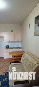 Студия квартира, посуточно, 40м2, 19/20 этаж