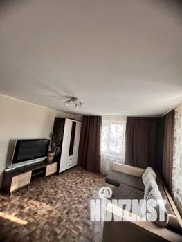 1-к квартира, посуточно, 49м2, 1/1 этаж