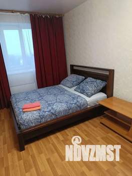 1-к квартира, посуточно, 64м2, 10/15 этаж