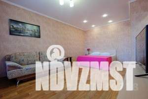 1-к квартира, посуточно, 37м2, 6/9 этаж