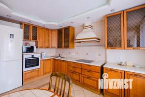 4-к квартира, посуточно, 102м2, 10/10 этаж