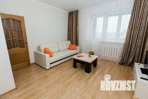 1-к квартира, посуточно, 42м2, 1/1 этаж