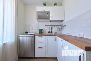 1-к квартира, посуточно, 37м2, 1/1 этаж