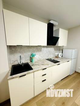 1-к квартира, посуточно, 40м2, 2/10 этаж