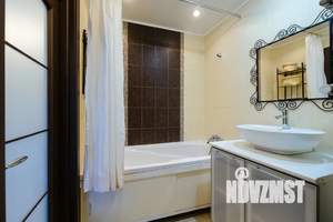 1-к квартира, посуточно, 50м2, 7/10 этаж