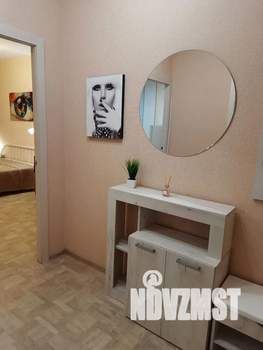 1-к квартира, посуточно, 39м2, 2/17 этаж