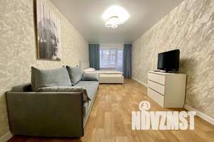 1-к квартира, посуточно, 40м2, 7/10 этаж