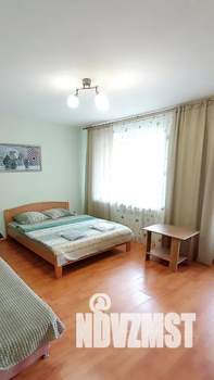 1-к квартира, посуточно, 40м2, 8/10 этаж