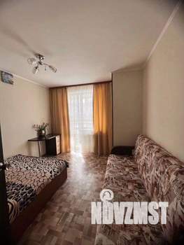 1-к квартира, посуточно, 49м2, 1/1 этаж