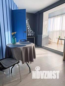 1-к квартира, посуточно, 53м2, 1/1 этаж
