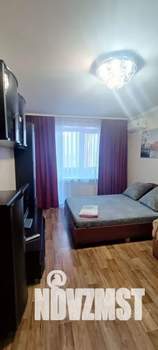 1-к квартира, посуточно, 42м2, 7/10 этаж