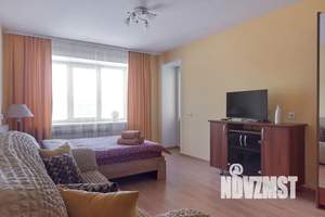 1-к квартира, посуточно, 49м2, 4/10 этаж