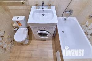 Студия квартира, посуточно, 30м2, 1/17 этаж