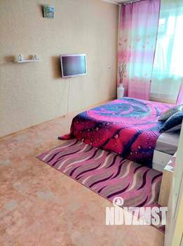 1-к квартира, посуточно, 40м2, 8/10 этаж