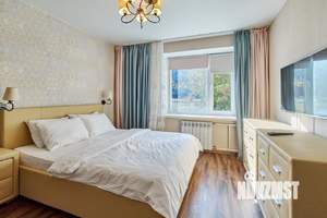3-к квартира, посуточно, 120м2, 1/1 этаж