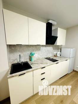 1-к квартира, посуточно, 40м2, 2/10 этаж