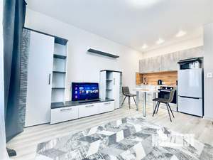Студия квартира, посуточно, 25м2, 1/3 этаж
