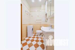 1-к квартира, посуточно, 40м2, 7/10 этаж