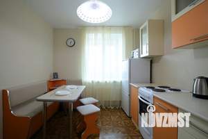 1-к квартира, посуточно, 34м2, 1/1 этаж