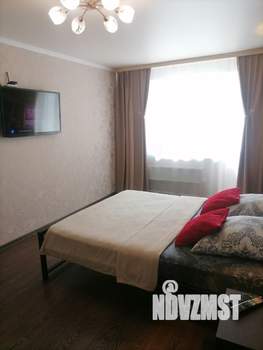 1-к квартира, посуточно, 36м2, 6/9 этаж