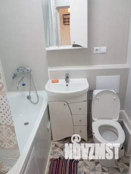 Студия квартира, посуточно, 18м2, 1/5 этаж