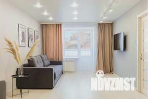 1-к квартира, посуточно, 50м2, 4/10 этаж