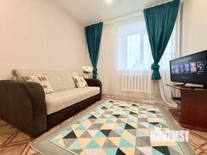 1-к квартира, посуточно, 35м2, 5/10 этаж