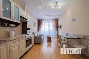 1-к квартира, посуточно, 72м2, 3/9 этаж