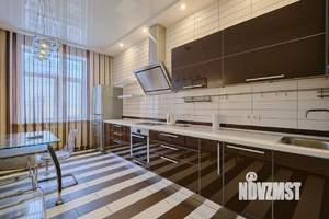 2-к квартира, посуточно, 65м2, 1/1 этаж