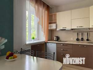 1-к квартира, посуточно, 32м2, 3/5 этаж