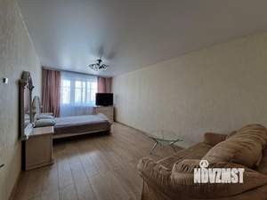 1-к квартира, посуточно, 55м2, 1/1 этаж