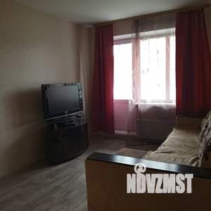 1-к квартира, посуточно, 35м2, 3/10 этаж